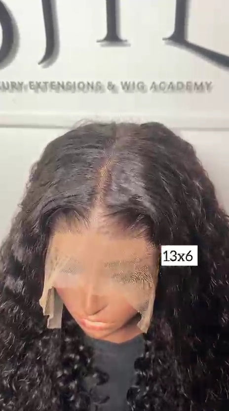 Exclusive Burmese Curls